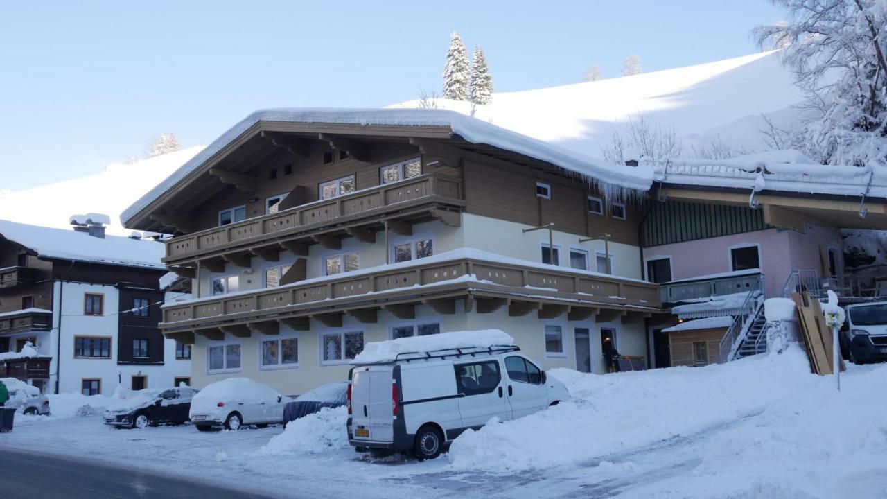 Dienten am HochkönigHaus Dientenアパートメント エクステリア 写真